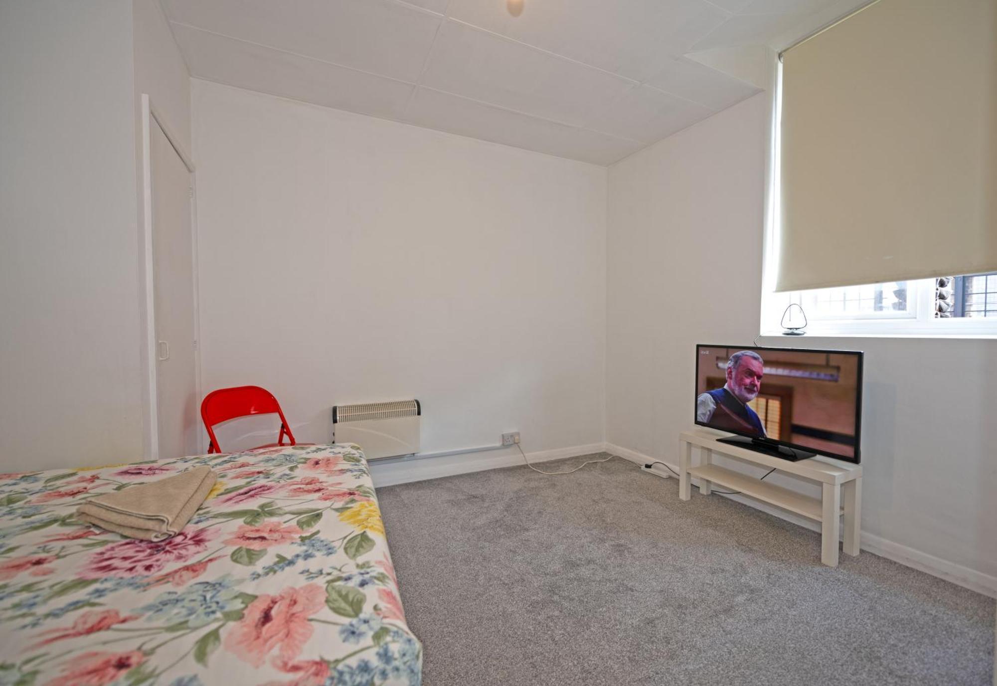 Flat In Clapham Budget Friendly Stay ลอนดอน ภายนอก รูปภาพ
